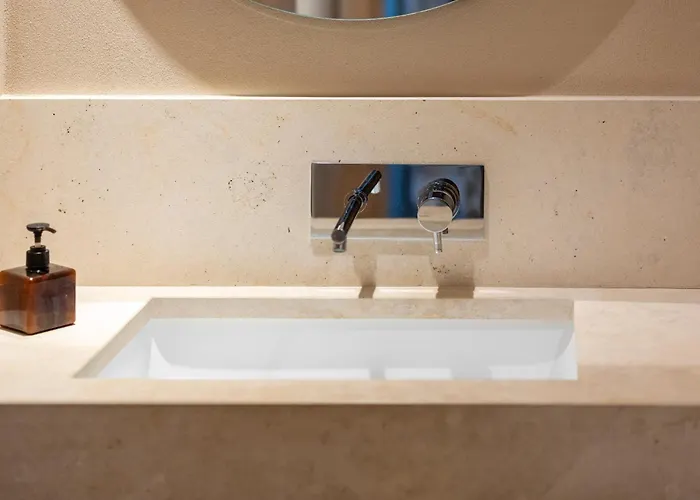 Adesso - Isulatravel Villa *